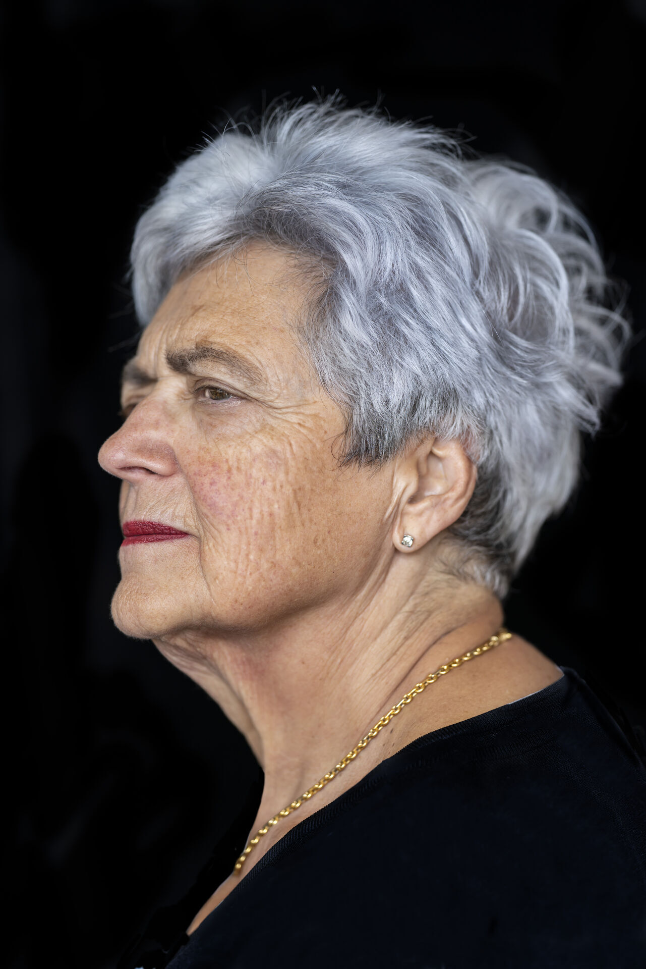 Dit is het portret van Esther Barendse-Boas, één van de geïnterviewden in het boek. 